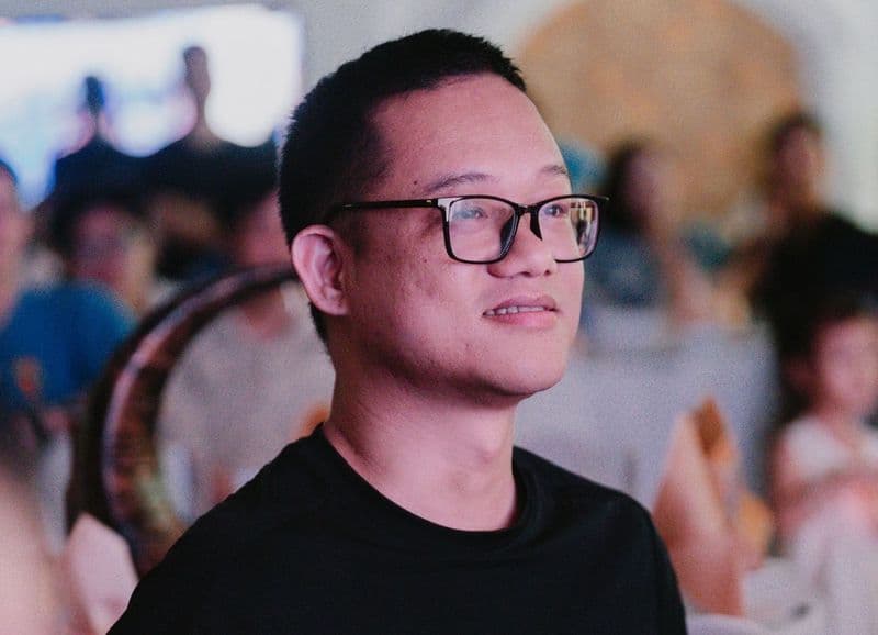 Chuyến đi trễ hai năm
