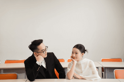 Mất một chiếc giày, "lời" một mối tình